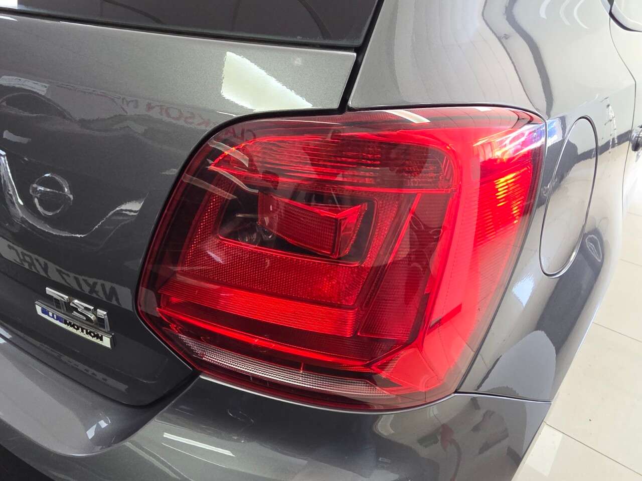 2017 VOLKSWAGEN POLO 2017 VOLKSWAGEN POLO