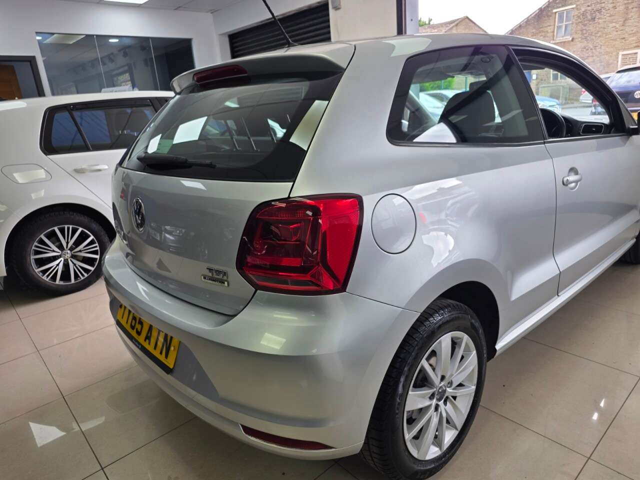 2015 VOLKSWAGEN POLO 2015 VOLKSWAGEN POLO