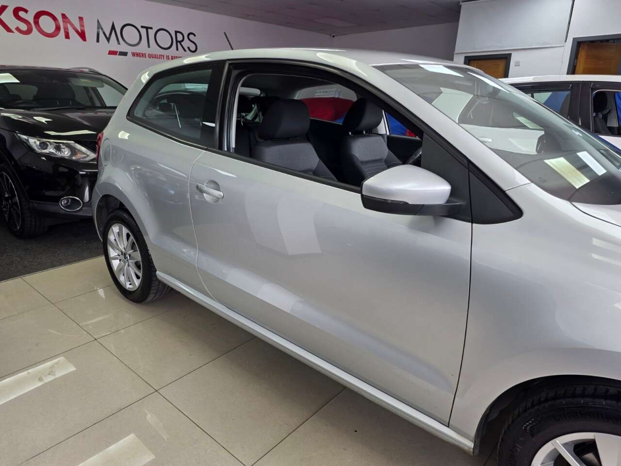 2015 VOLKSWAGEN POLO 2015 VOLKSWAGEN POLO