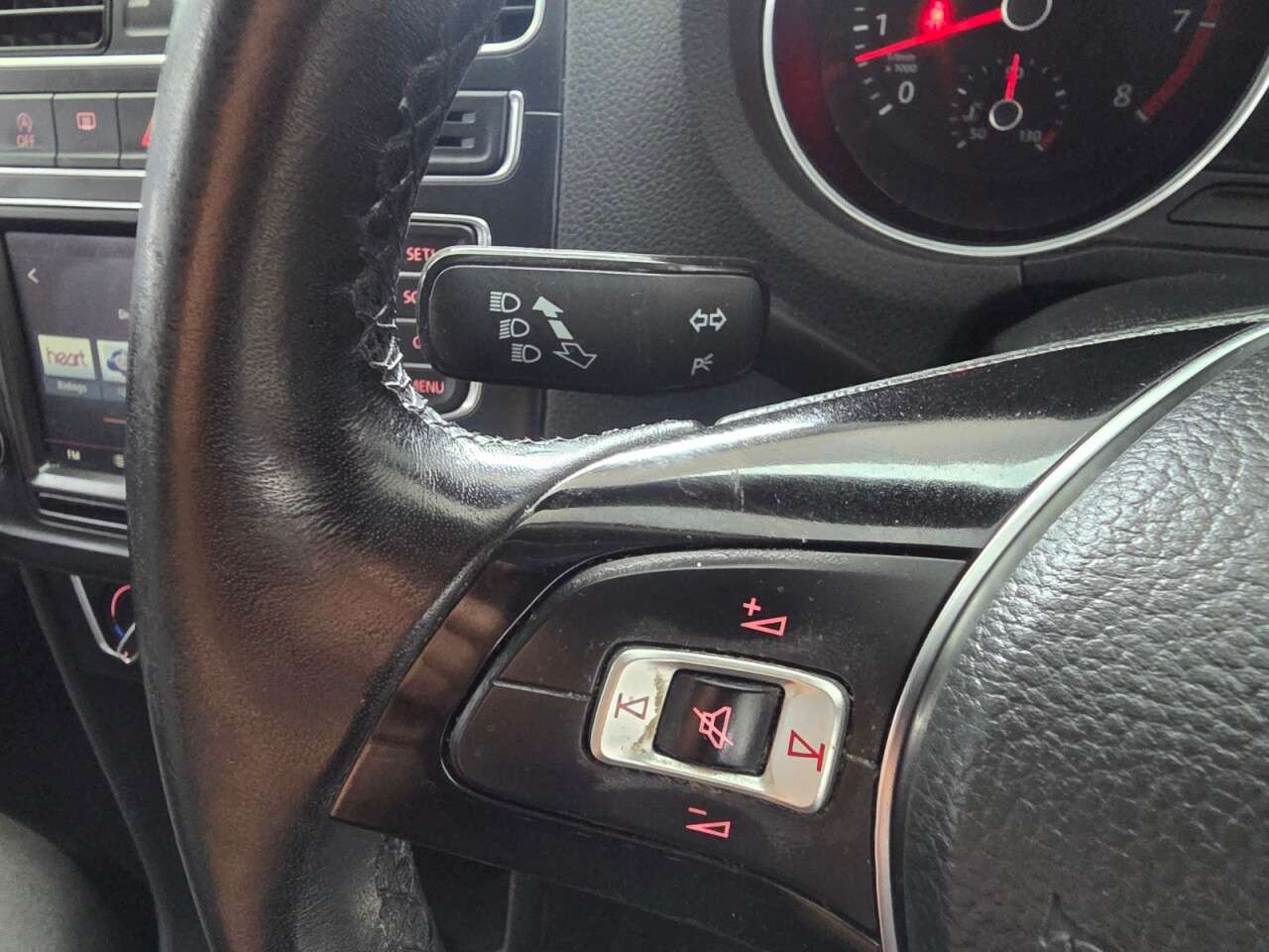2015 VOLKSWAGEN POLO 2015 VOLKSWAGEN POLO