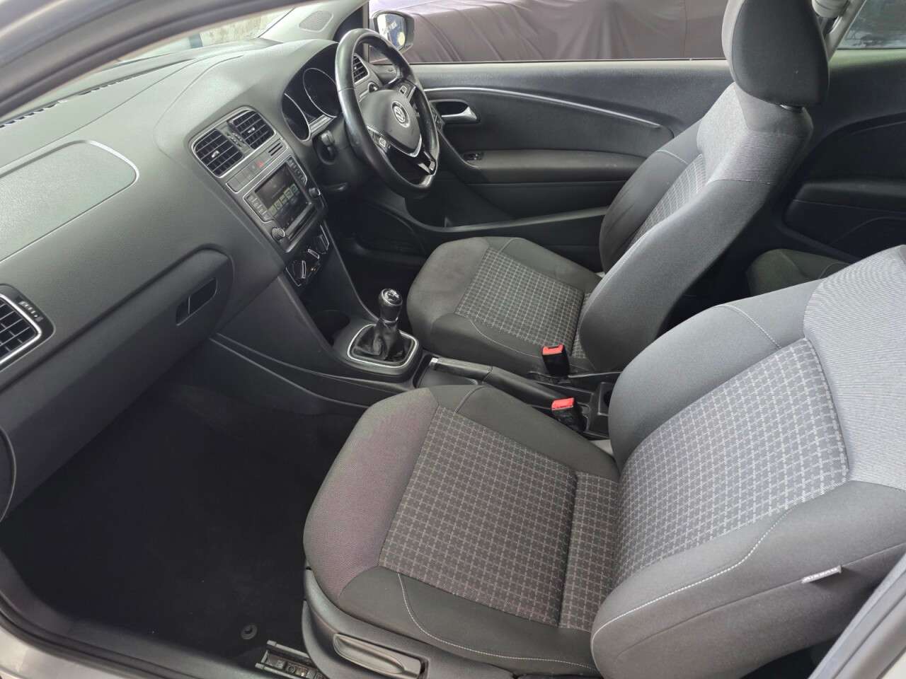 2015 VOLKSWAGEN POLO 2015 VOLKSWAGEN POLO