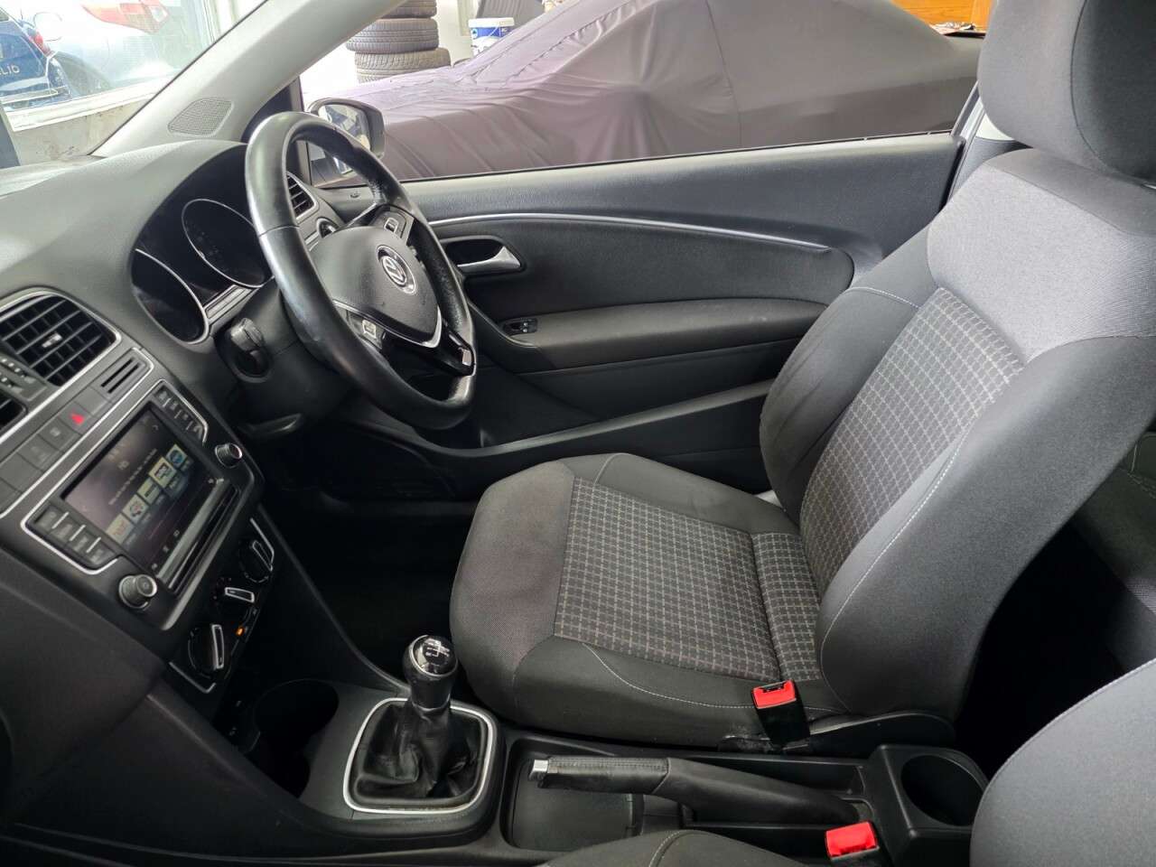 2015 VOLKSWAGEN POLO 2015 VOLKSWAGEN POLO