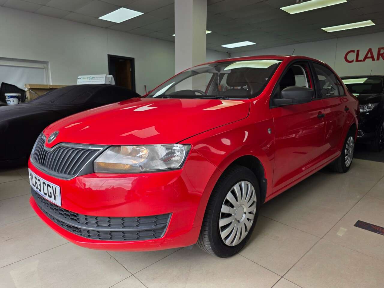A 2013 SKODA RAPID 1.2 TSI S Hatchback 5dr Petrol Manual+SERVICE HISTORY+LOW RUNNING COST MOT A 2013 SKODA RAPID 1.2 TSI S Hatchback 5dr Petrol Manual+SERVICE HISTORY+LOW RUNNING COST MOT