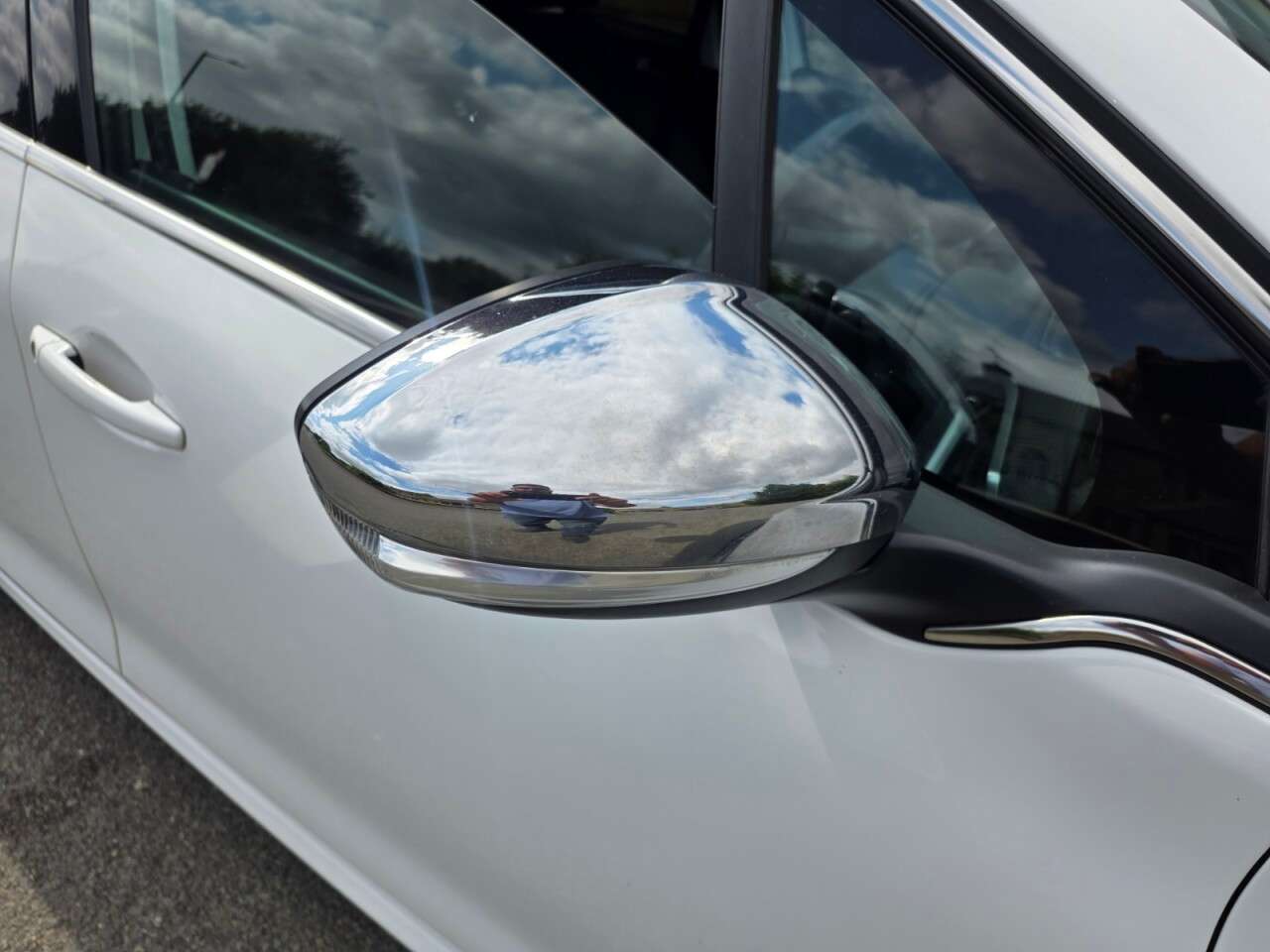 2016 PEUGEOT 208 2016 PEUGEOT 208