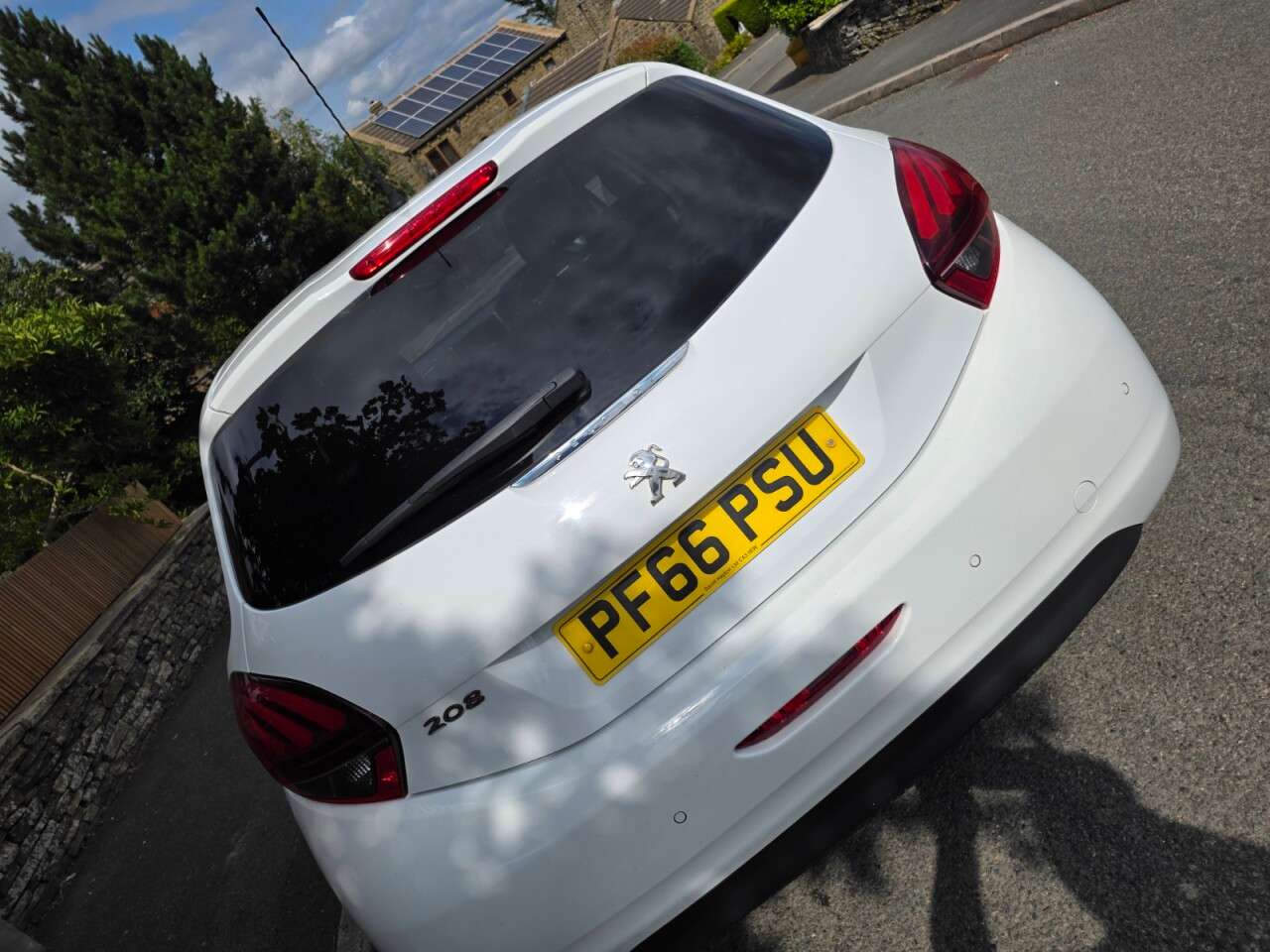 2016 PEUGEOT 208 2016 PEUGEOT 208