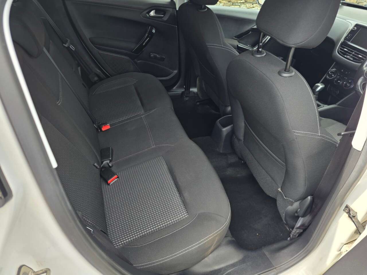 2016 PEUGEOT 208 2016 PEUGEOT 208