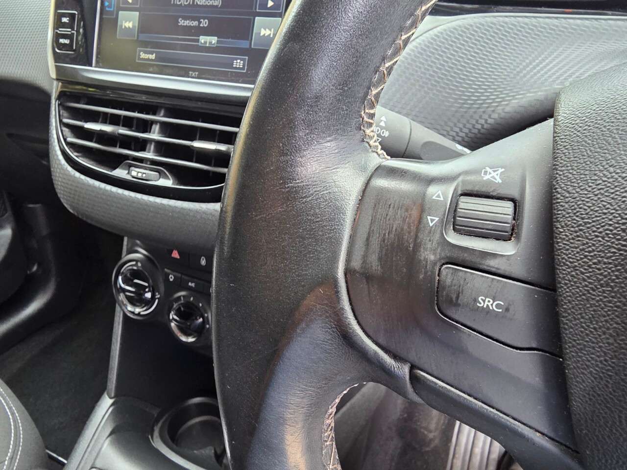 2016 PEUGEOT 208 2016 PEUGEOT 208