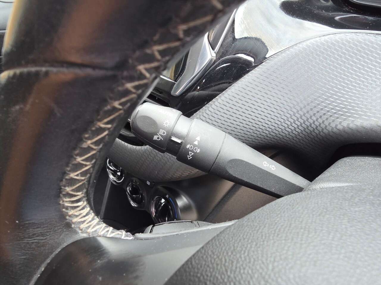 2016 PEUGEOT 208 2016 PEUGEOT 208