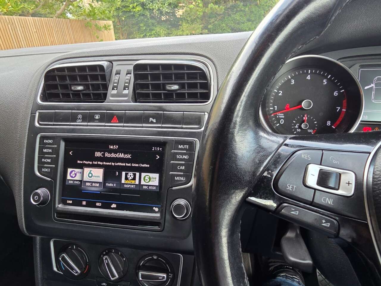 2017 VOLKSWAGEN POLO 2017 VOLKSWAGEN POLO