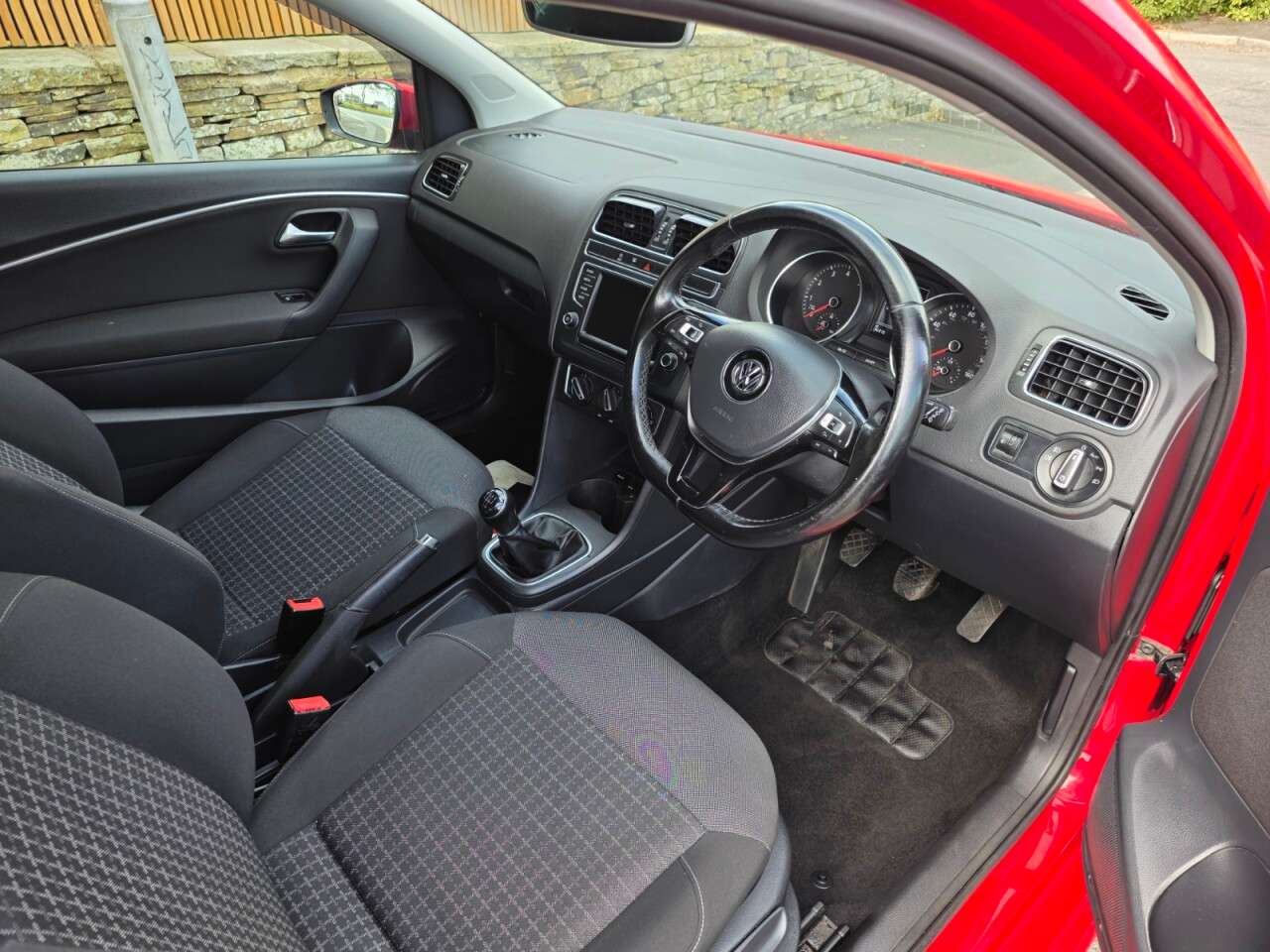 2017 VOLKSWAGEN POLO 2017 VOLKSWAGEN POLO