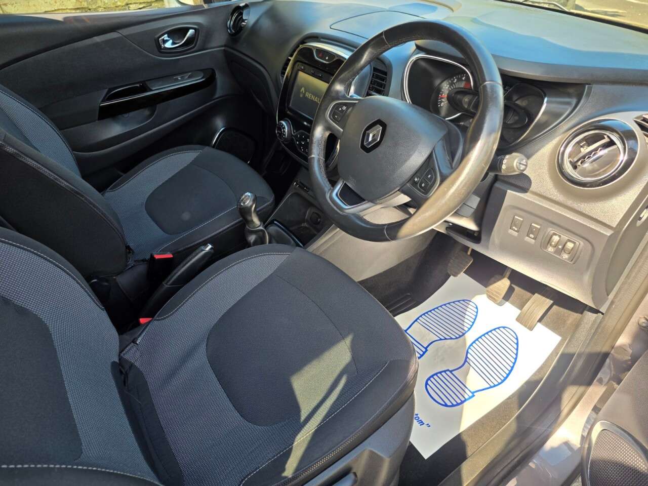 2016 RENAULT CAPTUR 2016 RENAULT CAPTUR