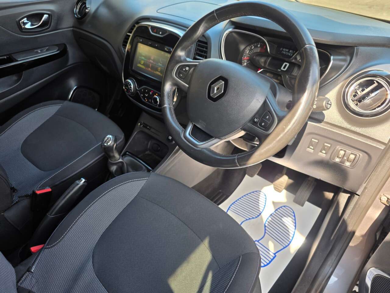 2016 RENAULT CAPTUR 2016 RENAULT CAPTUR