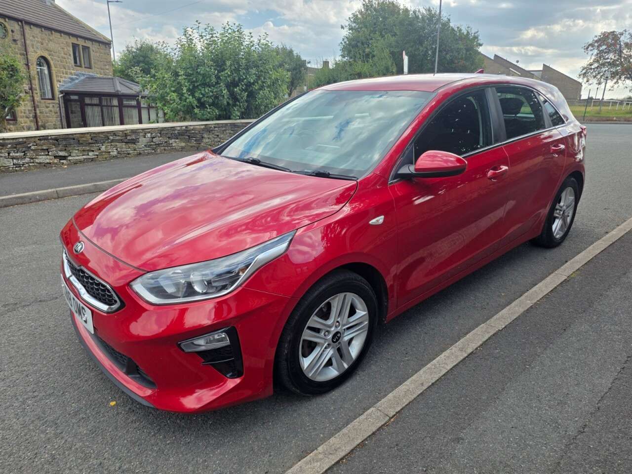 A 2018 KIA CEED 1.6 CRDi ECO 2 Hatchback 5dr Diesel Manual Euro 6 (s/s)SERVICE HISTORY+MOT A 2018 KIA CEED 1.6 CRDi ECO 2 Hatchback 5dr Diesel Manual Euro 6 (s/s)SERVICE HISTORY+MOT