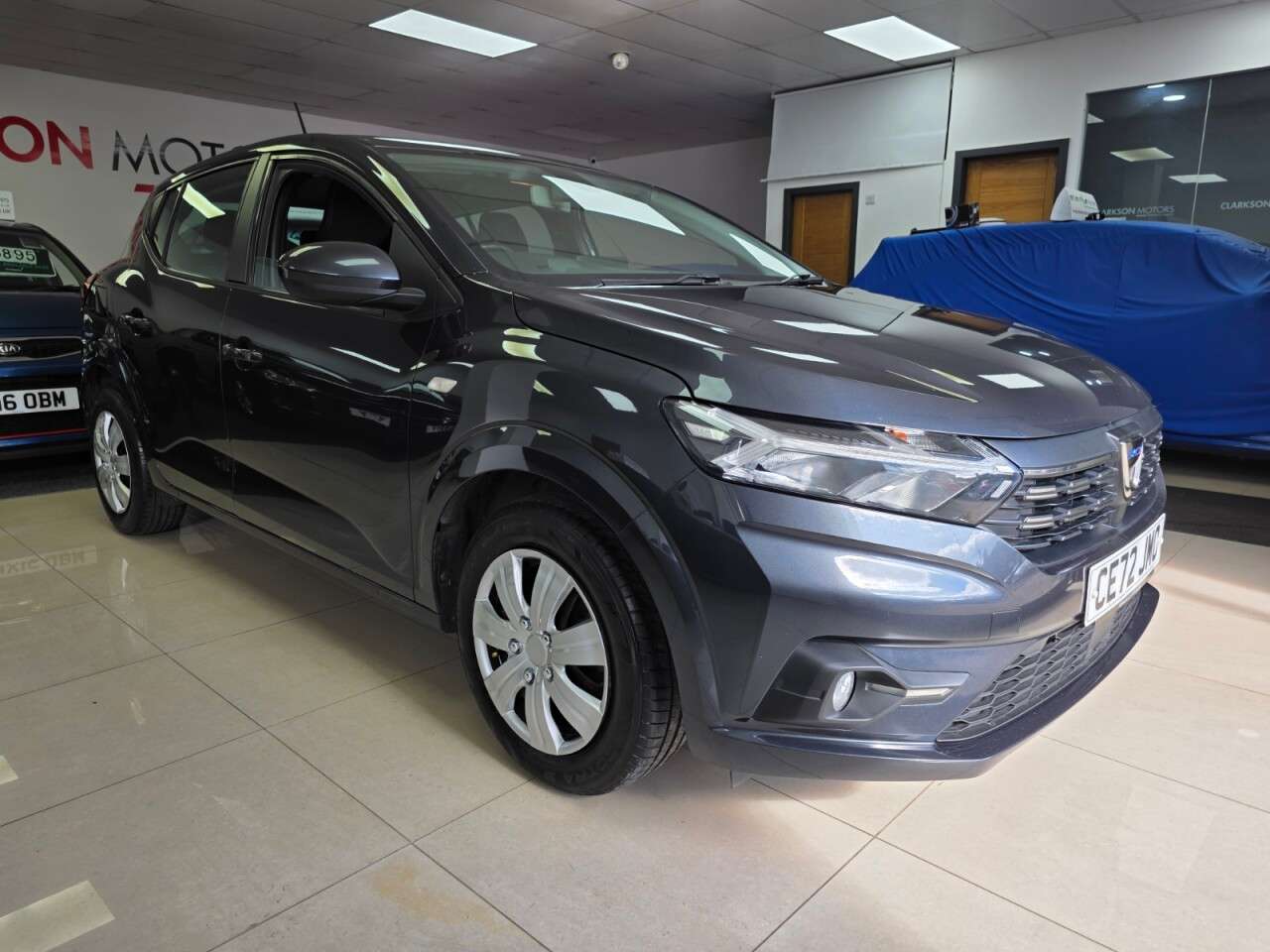 A 2022 DACIA SANDERO 1.0 TCe Comfort Hatchback 5dr Bi Fuel Manual Euro 6 (s/s)LPG GAS+ONE OWNER+ A 2022 DACIA SANDERO 1.0 TCe Comfort Hatchback 5dr Bi Fuel Manual Euro 6 (s/s)LPG GAS+ONE OWNER+