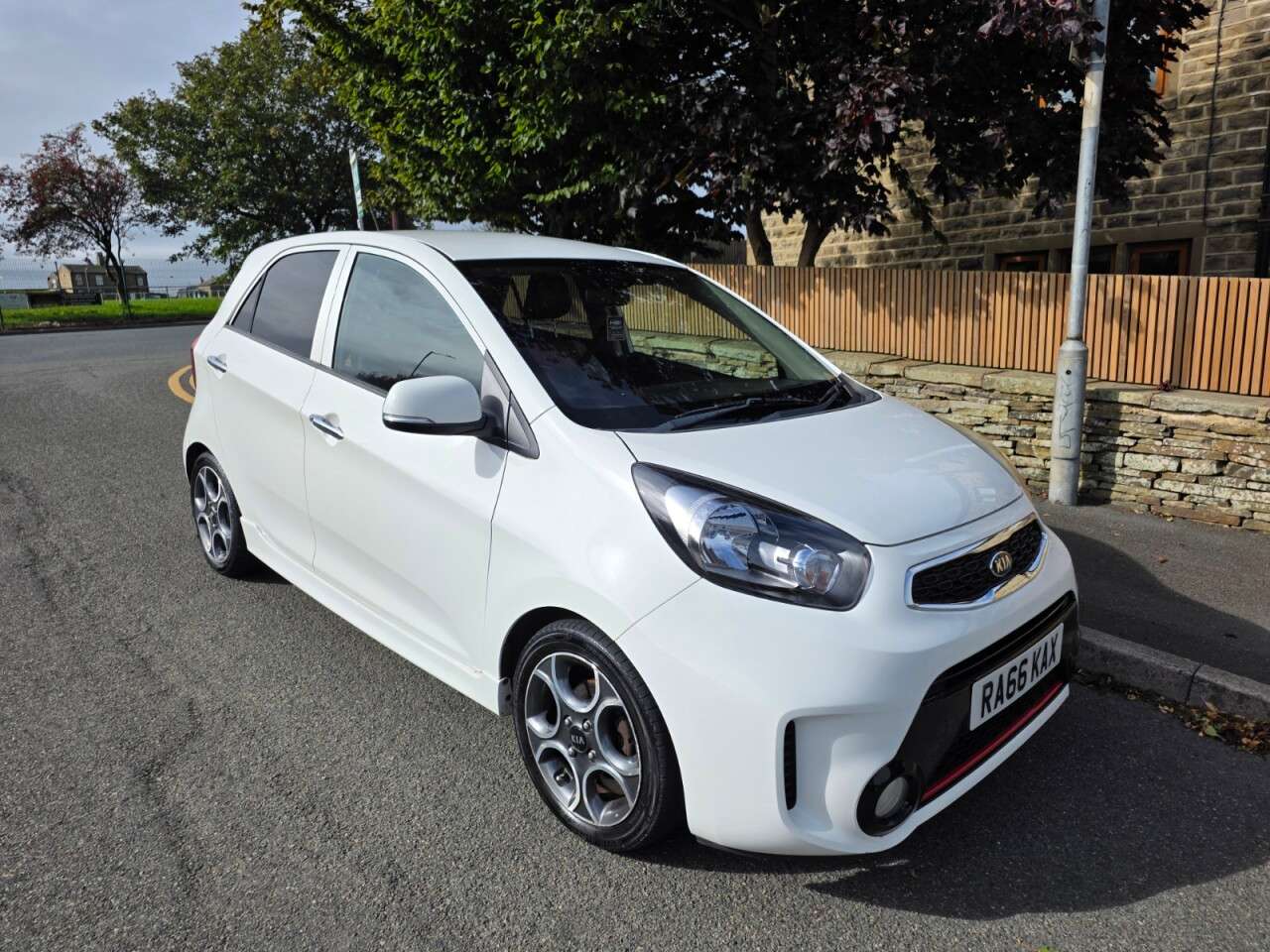 A 2017 KIA PICANTO 1.25 EcoDynamics Sport Hatchback 5dr Petrol Manual Euro 6+SERVICE HISTORY+N A 2017 KIA PICANTO 1.25 EcoDynamics Sport Hatchback 5dr Petrol Manual Euro 6+SERVICE HISTORY+N