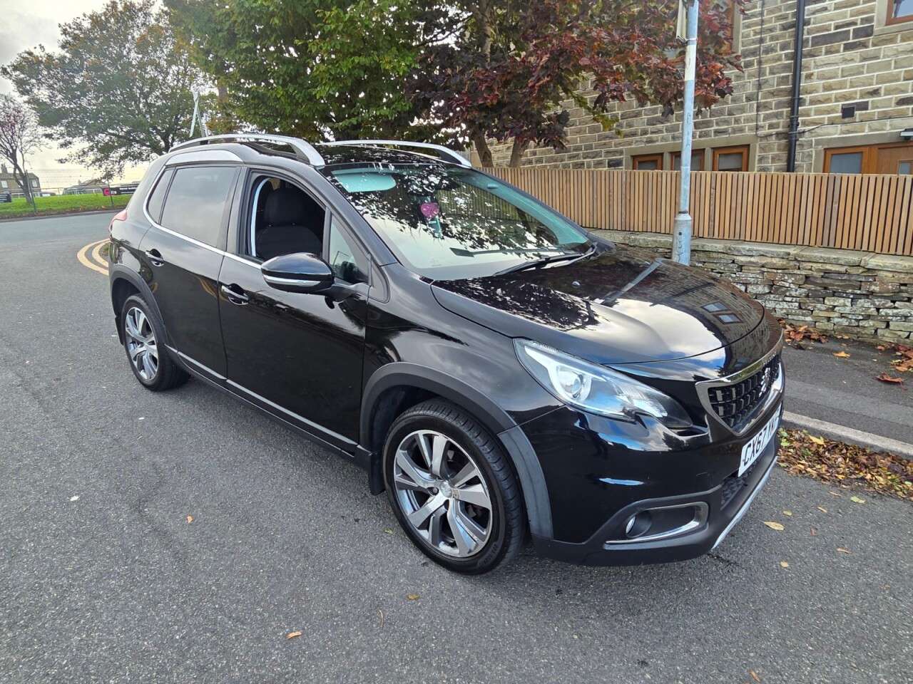 A 2017 PEUGEOT 2008 1.6 BlueHDi Allure SUV 5dr Diesel Manual Euro 6 (s/s) SERVICE HISTORY+LOW I A 2017 PEUGEOT 2008 1.6 BlueHDi Allure SUV 5dr Diesel Manual Euro 6 (s/s) SERVICE HISTORY+LOW I