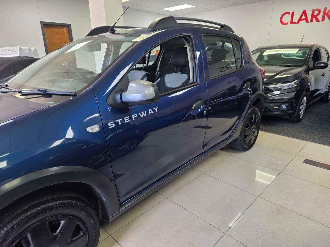 2017 DACIA SANDERO STEPWAY 2017 DACIA SANDERO STEPWAY