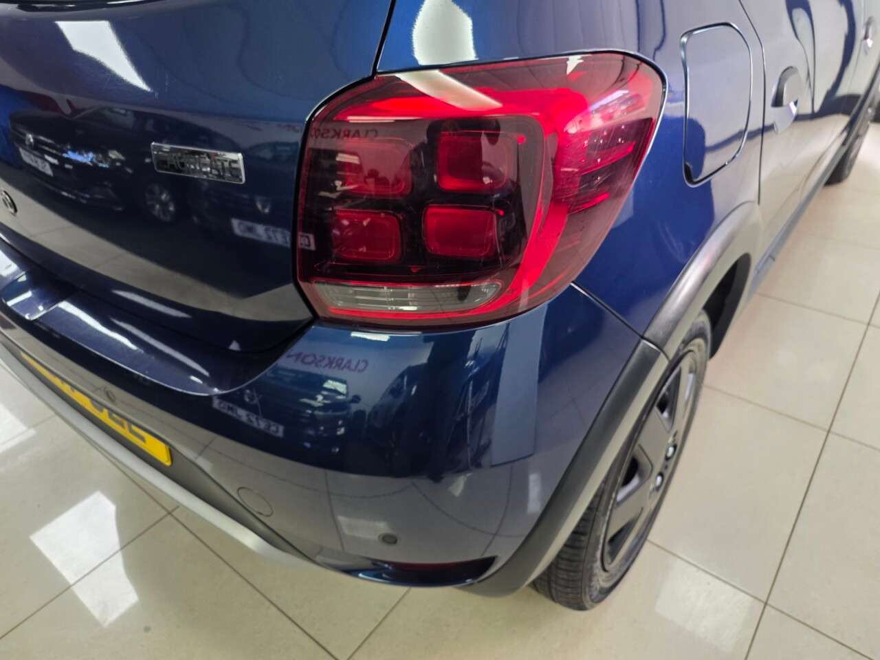 2017 DACIA SANDERO STEPWAY 2017 DACIA SANDERO STEPWAY