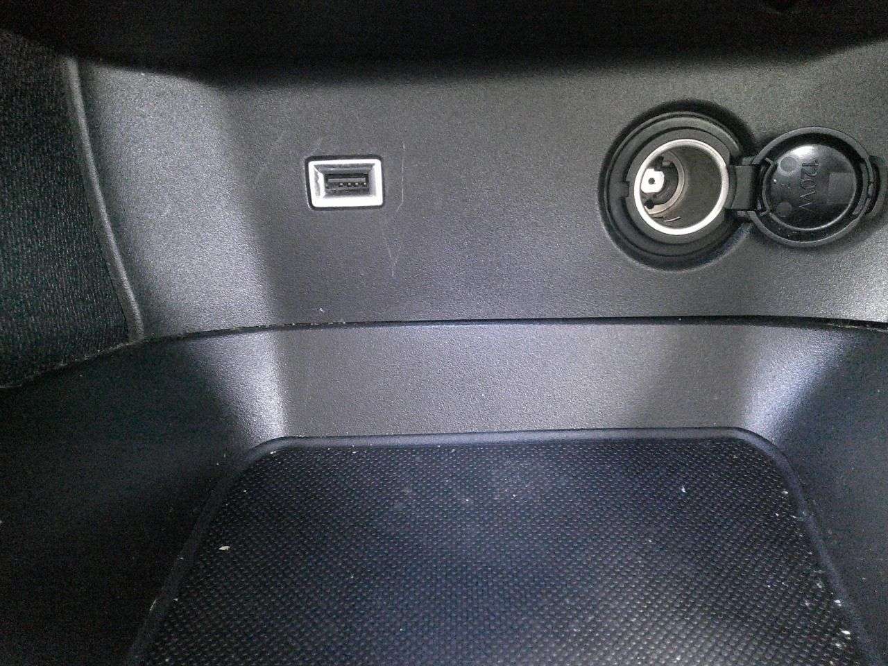 2019 PEUGEOT 3008 2019 PEUGEOT 3008