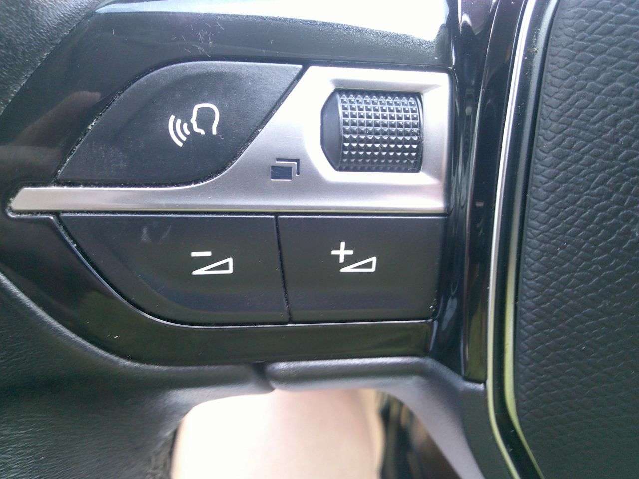 2019 PEUGEOT 3008 2019 PEUGEOT 3008