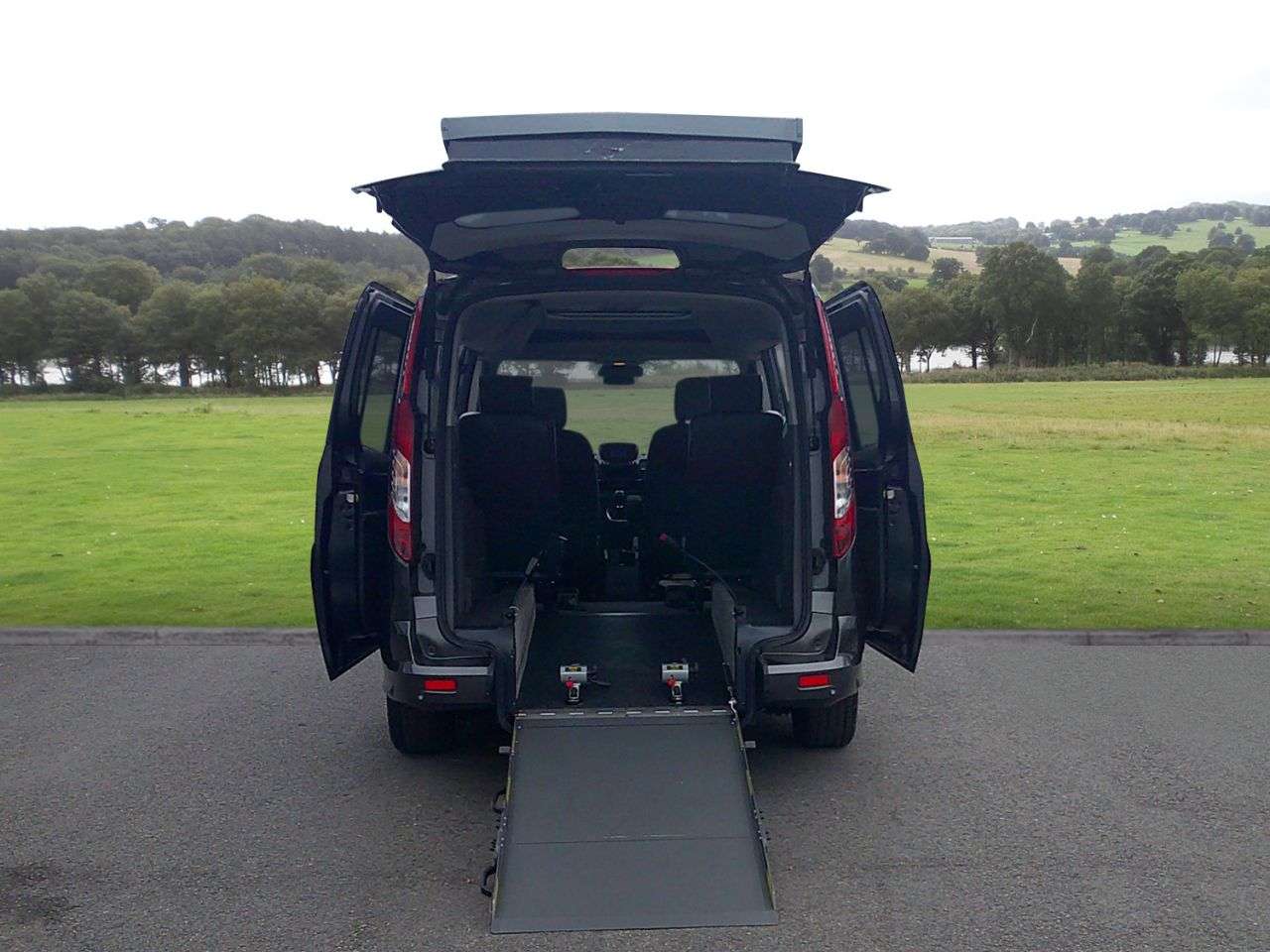 2019 FORD GRAND TOURNEO CONNECT 2019 FORD GRAND TOURNEO CONNECT