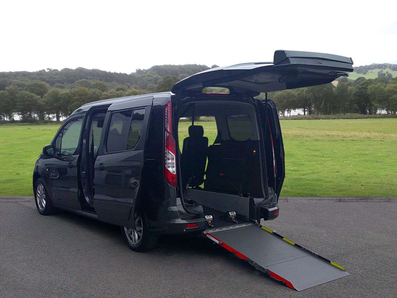 2019 FORD GRAND TOURNEO CONNECT 2019 FORD GRAND TOURNEO CONNECT