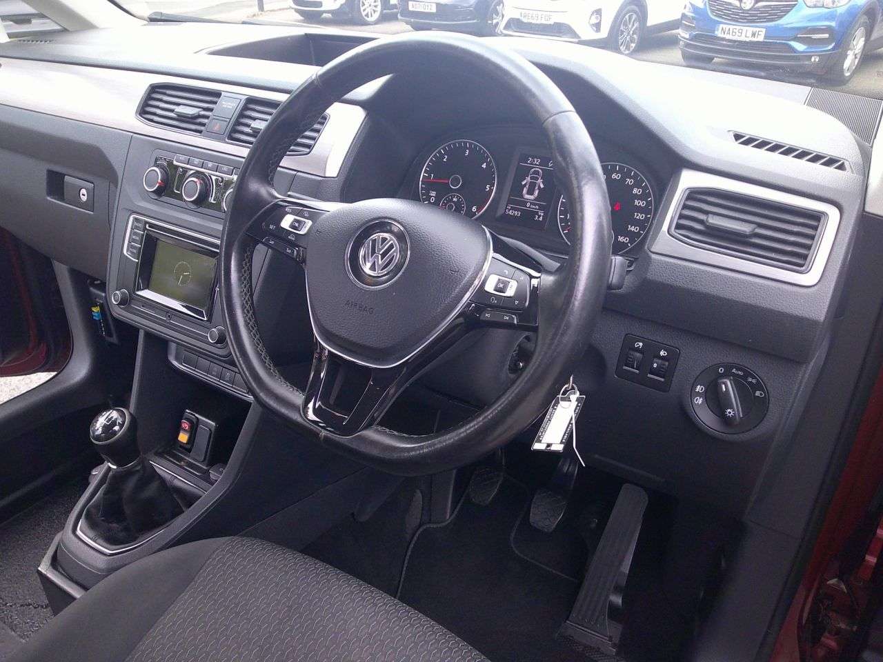 2019 VOLKSWAGEN CADDY LIFE 2019 VOLKSWAGEN CADDY LIFE