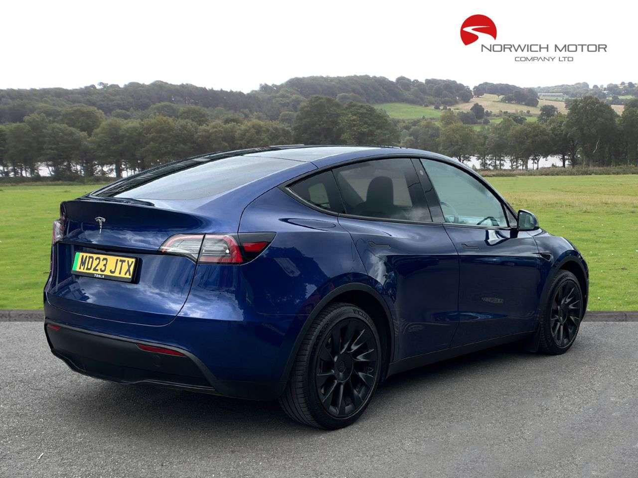 2023 TESLA MODEL Y 2023 TESLA MODEL Y