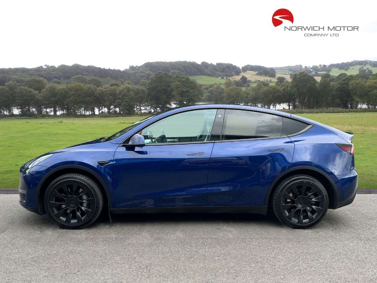 2023 TESLA MODEL Y 2023 TESLA MODEL Y