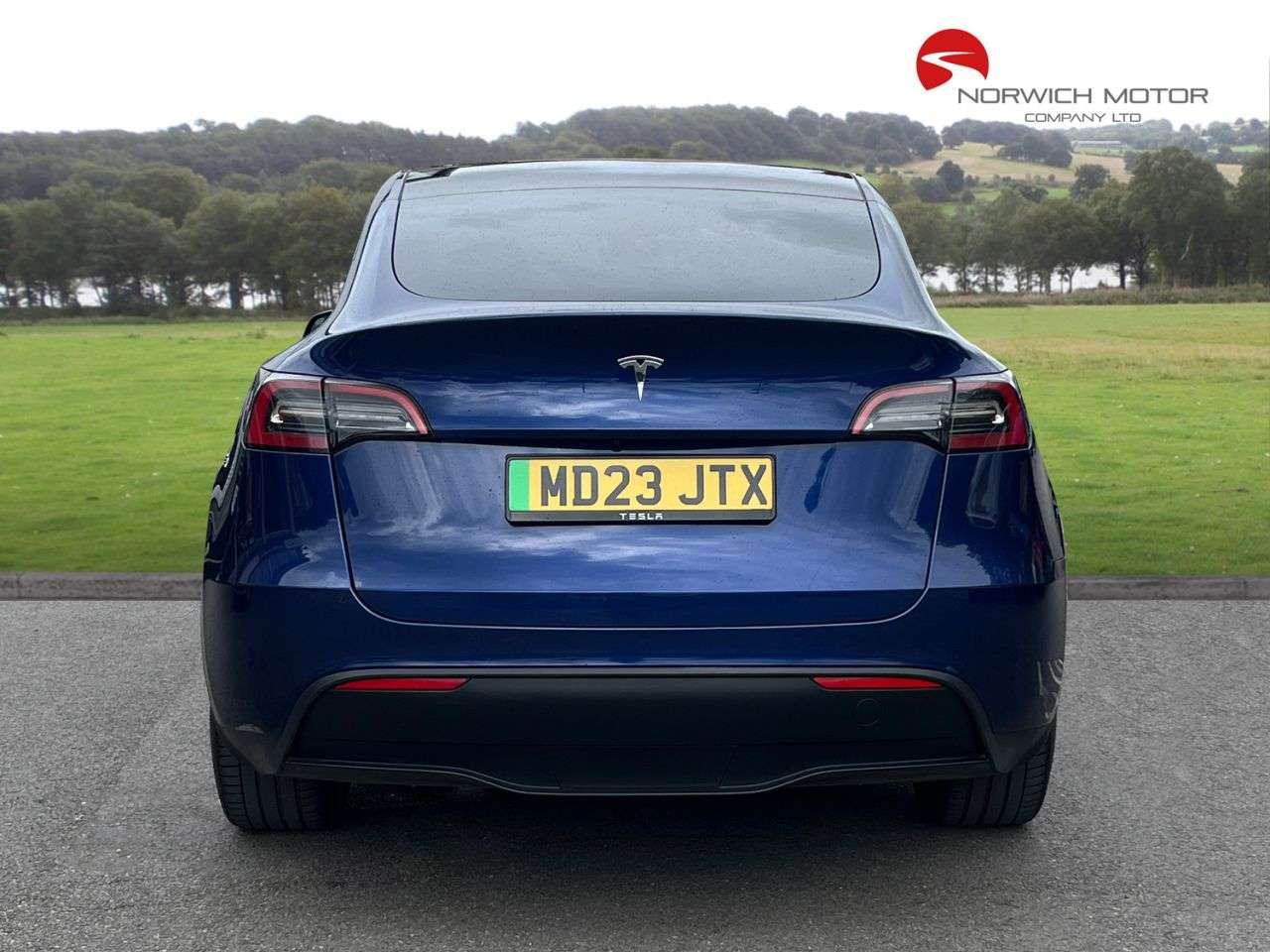 2023 TESLA MODEL Y 2023 TESLA MODEL Y