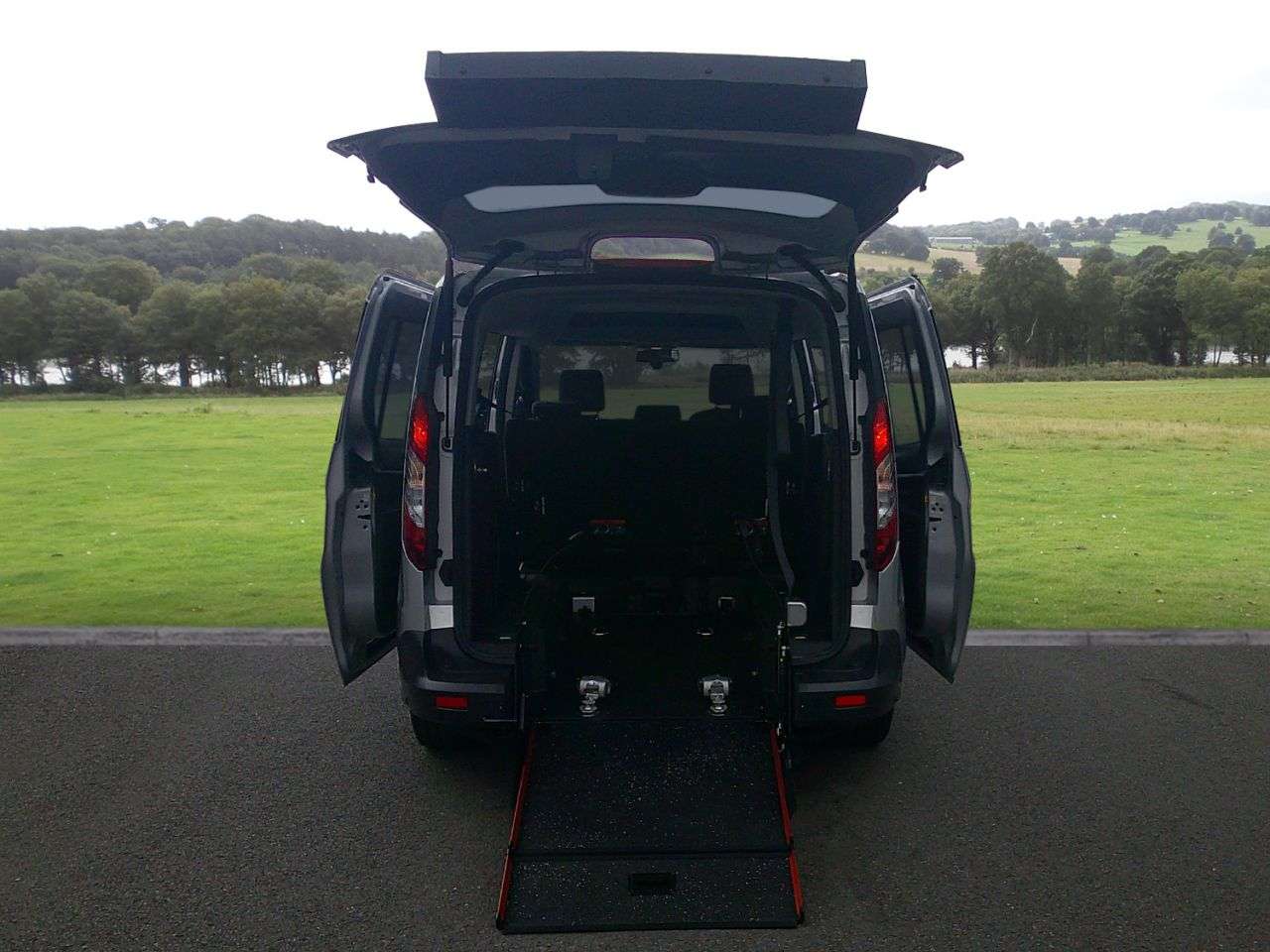 2018 FORD GRAND TOURNEO CONNECT 2018 FORD GRAND TOURNEO CONNECT