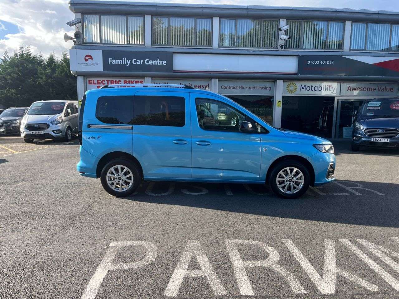 2023 FORD TOURNEO CONNECT 2023 FORD TOURNEO CONNECT