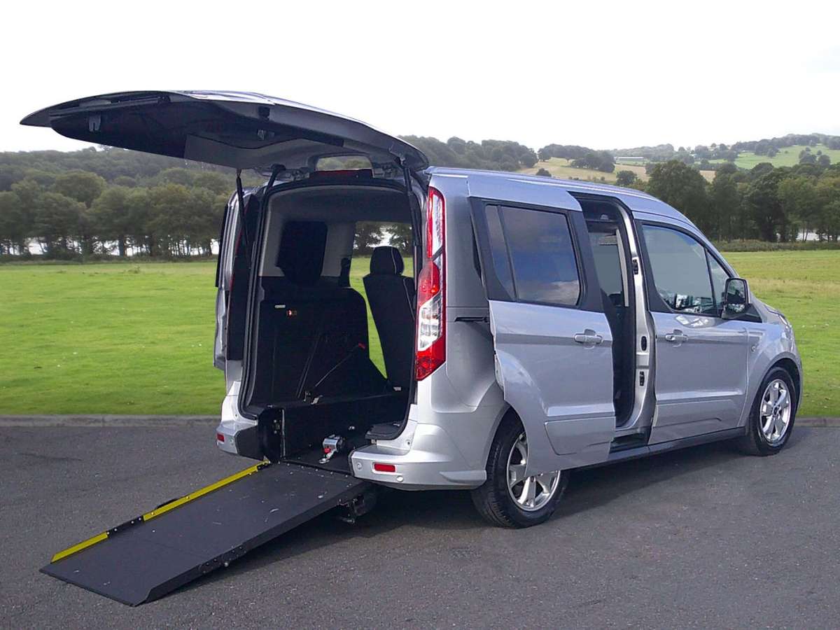 Check out this Ford Tourneo Connect 2018 Diesel Automatic