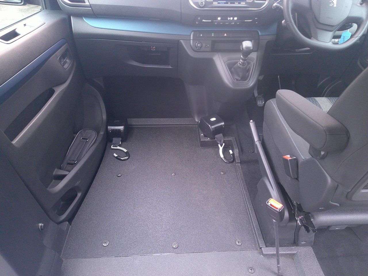 2021 PEUGEOT TRAVELLER 2021 PEUGEOT TRAVELLER