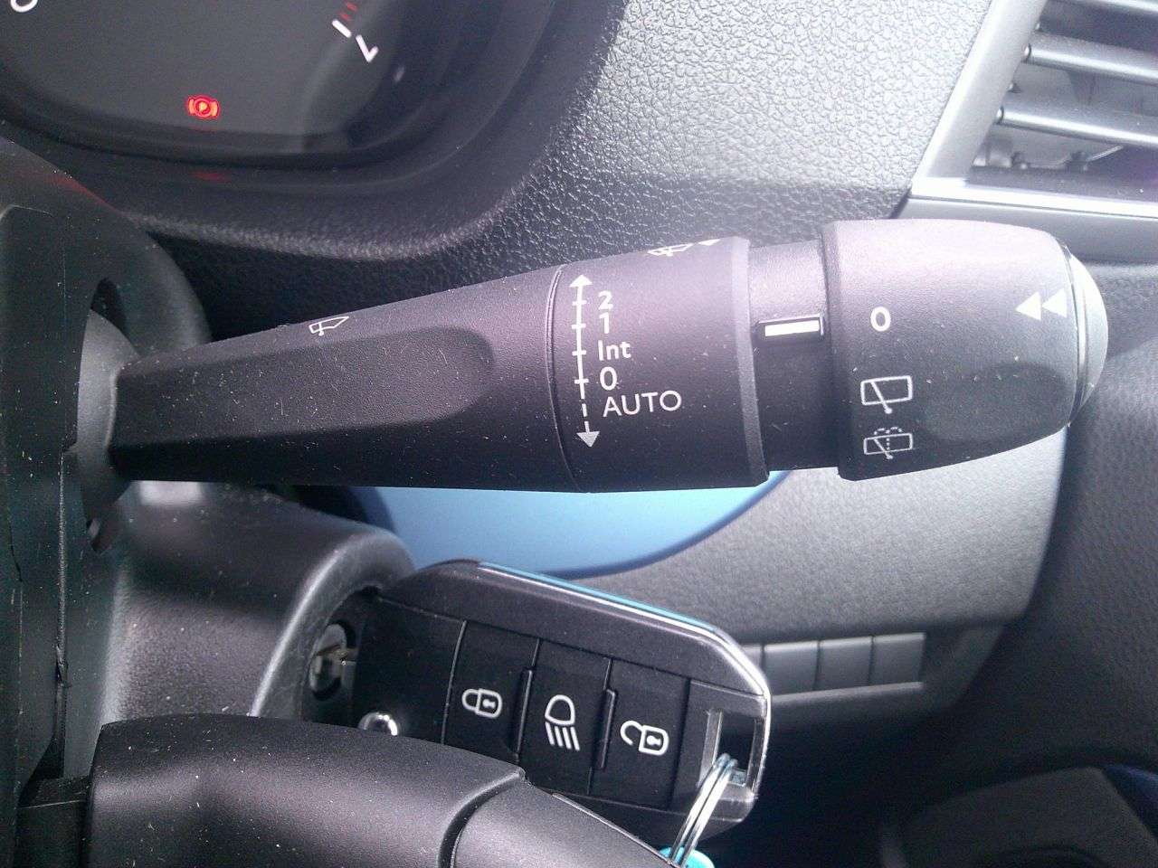 2021 PEUGEOT TRAVELLER 2021 PEUGEOT TRAVELLER