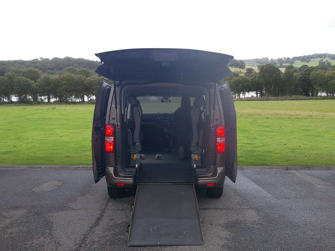 2021 PEUGEOT TRAVELLER 2021 PEUGEOT TRAVELLER