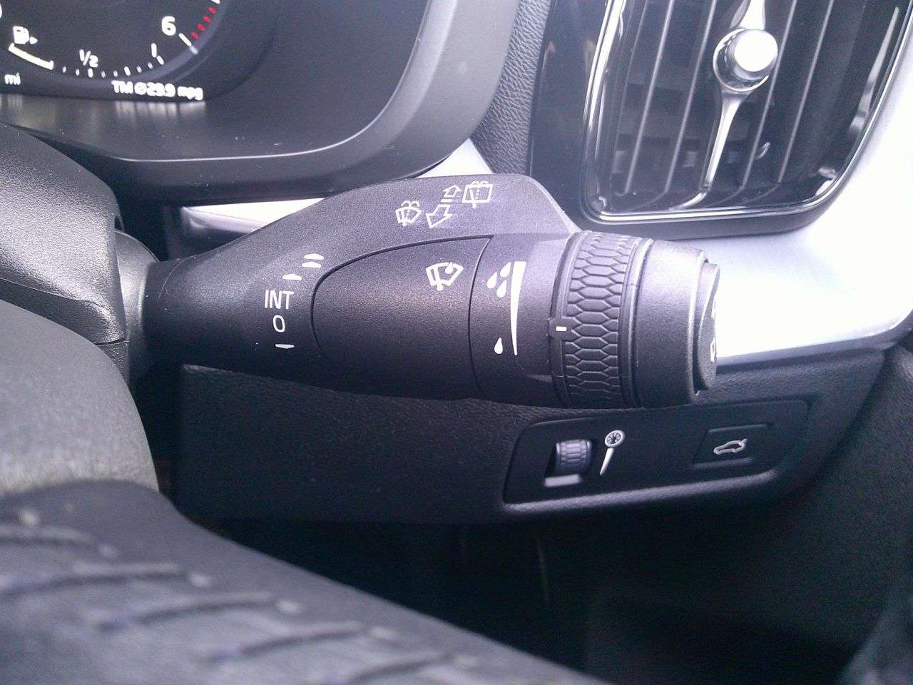 2019 VOLVO XC60 2019 VOLVO XC60