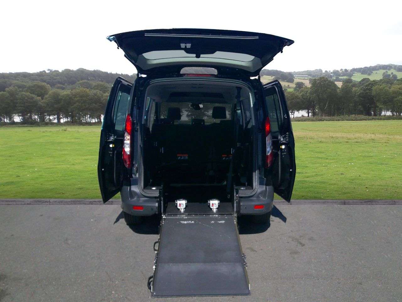 2019 FORD GRAND TOURNEO CONNECT 2019 FORD GRAND TOURNEO CONNECT