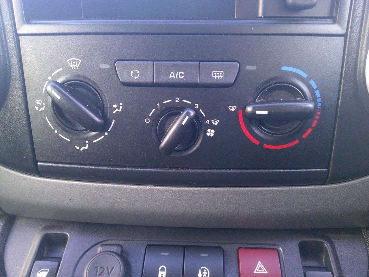 2018 PEUGEOT PARTNER TEPEE 2018 PEUGEOT PARTNER TEPEE