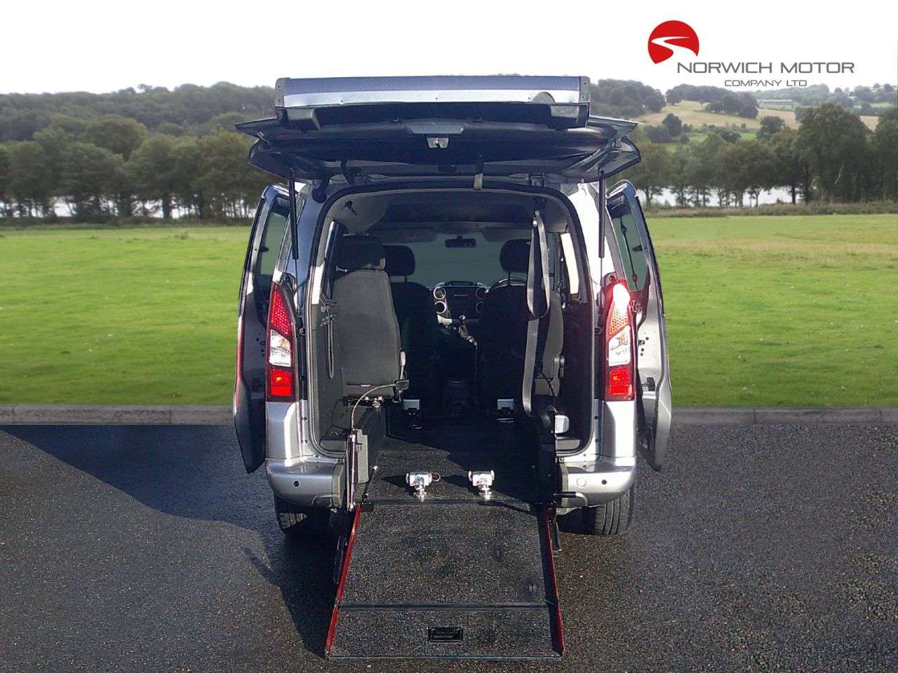 2018 PEUGEOT PARTNER TEPEE 2018 PEUGEOT PARTNER TEPEE