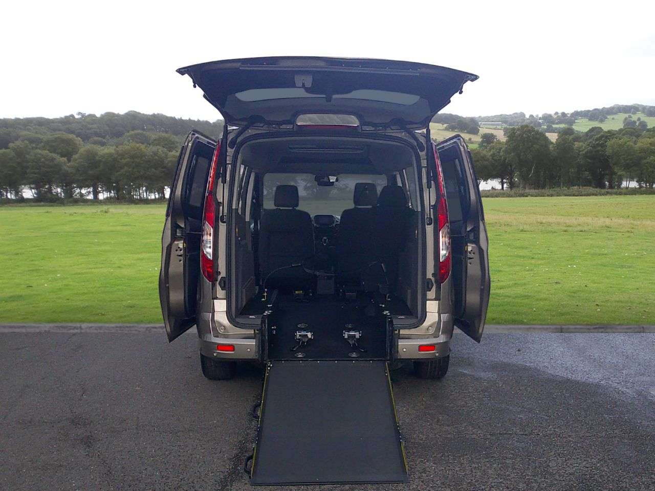 2020 FORD GRAND TOURNEO CONNECT 2020 FORD GRAND TOURNEO CONNECT