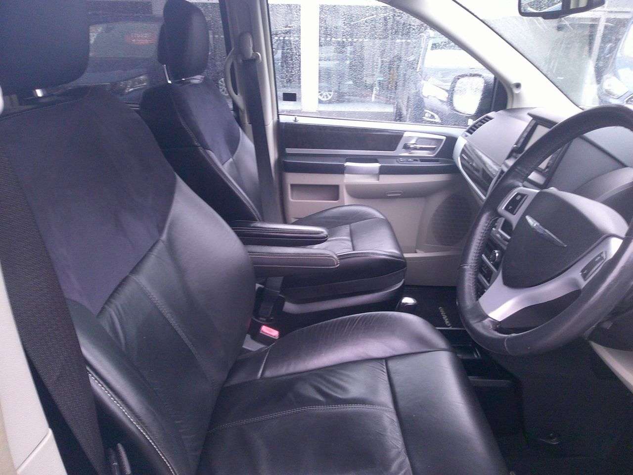 2013 CHRYSLER GRAND VOYAGER 2013 CHRYSLER GRAND VOYAGER