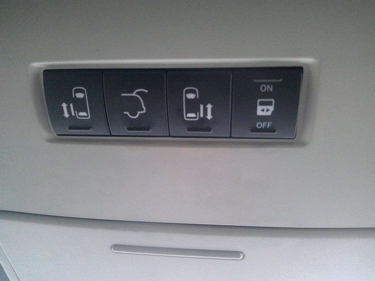 2013 CHRYSLER GRAND VOYAGER 2013 CHRYSLER GRAND VOYAGER