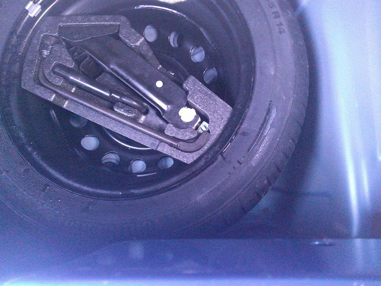 2014 PEUGEOT 107 2014 PEUGEOT 107