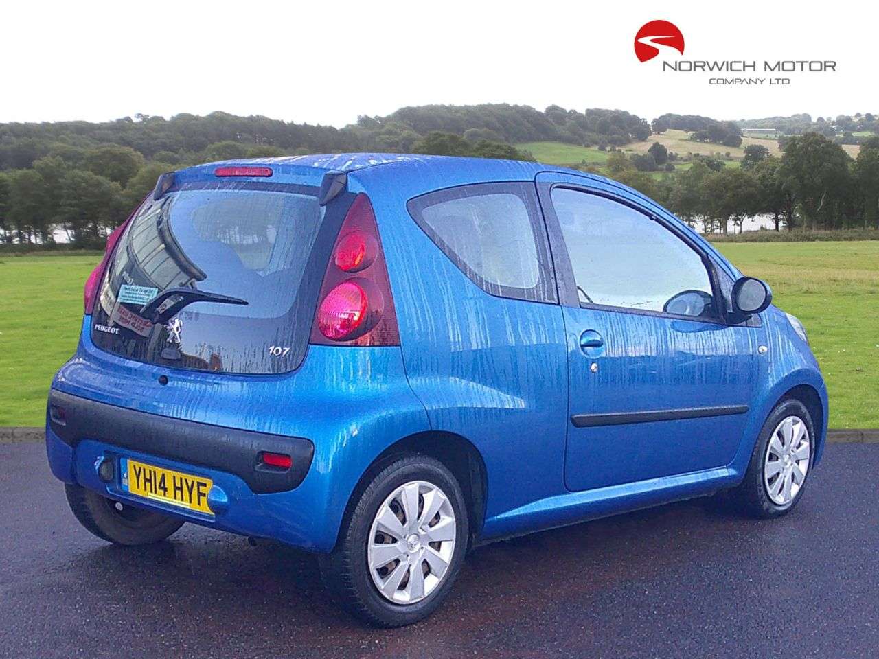 A 2014 PEUGEOT 107 1.0 12V Active Hatchback 3dr Petrol Manual Euro 5 (68 ps) Service History A 2014 PEUGEOT 107 1.0 12V Active Hatchback 3dr Petrol Manual Euro 5 (68 ps) Service History