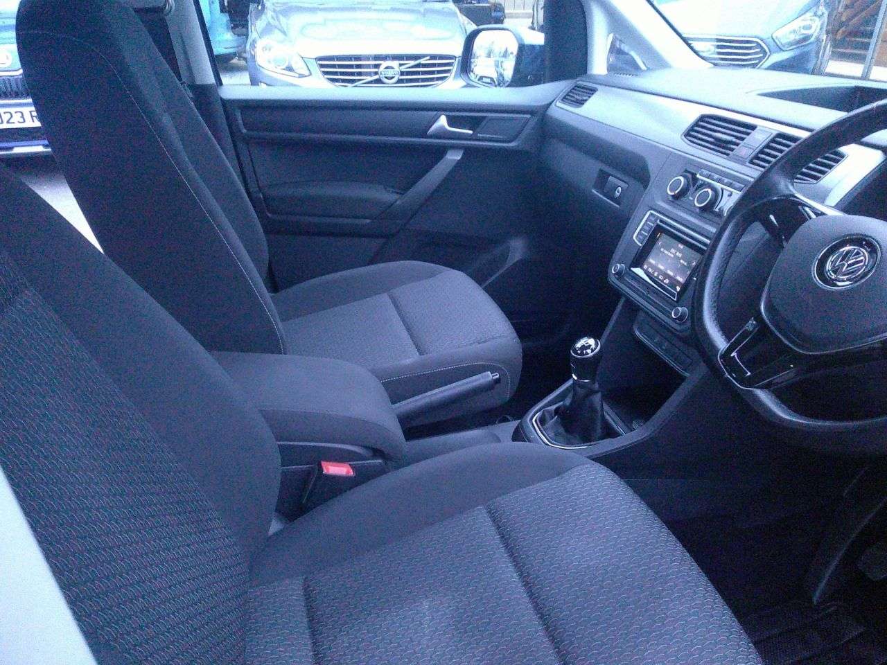 2016 VOLKSWAGEN CADDY MAXI LIFE 2016 VOLKSWAGEN CADDY MAXI LIFE