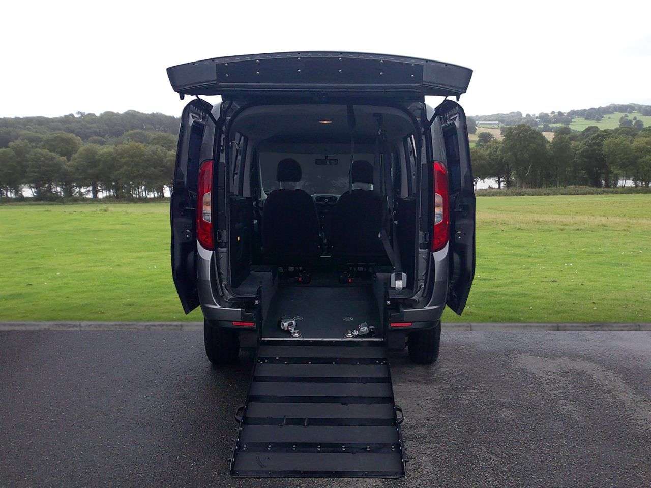 A 2018 FIAT DOBLO 1.4 Easy MPV 5dr Petrol Manual Euro 6 (s/s) (95 bhp) Low mileage A 2018 FIAT DOBLO 1.4 Easy MPV 5dr Petrol Manual Euro 6 (s/s) (95 bhp) Low mileage