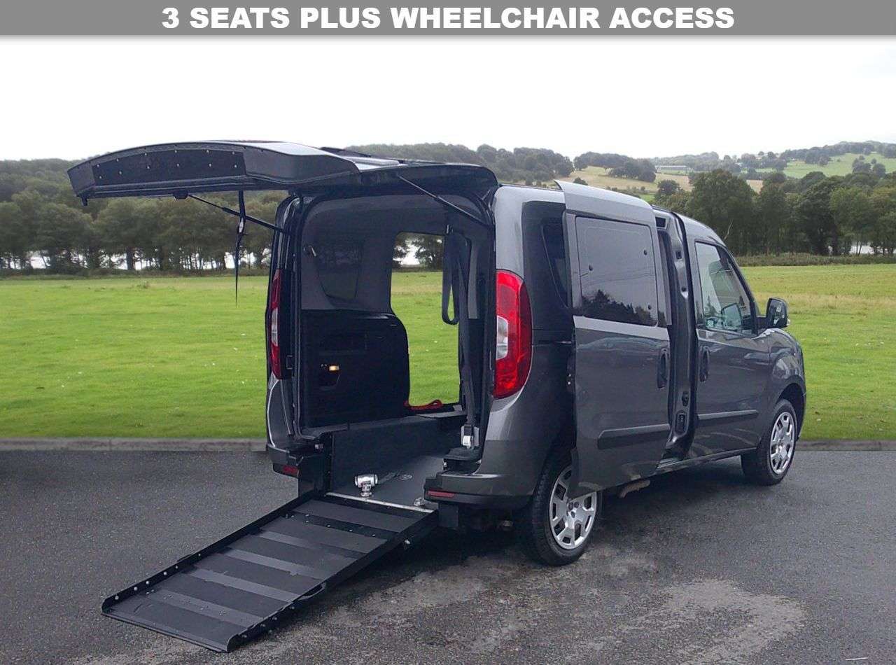 A 2018 FIAT DOBLO 1.4 Easy MPV 5dr Petrol Manual Euro 6 (s/s) (95 bhp) Low mileage A 2018 FIAT DOBLO 1.4 Easy MPV 5dr Petrol Manual Euro 6 (s/s) (95 bhp) Low mileage