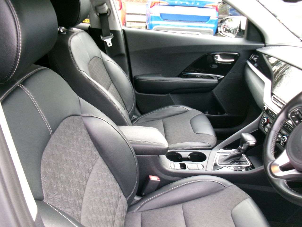 2021 KIA NIRO 2021 KIA NIRO