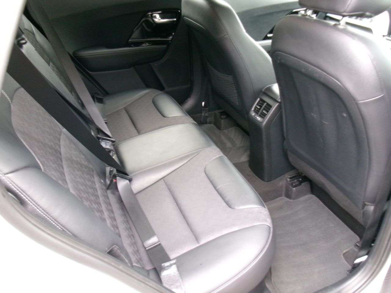 2021 KIA NIRO 2021 KIA NIRO